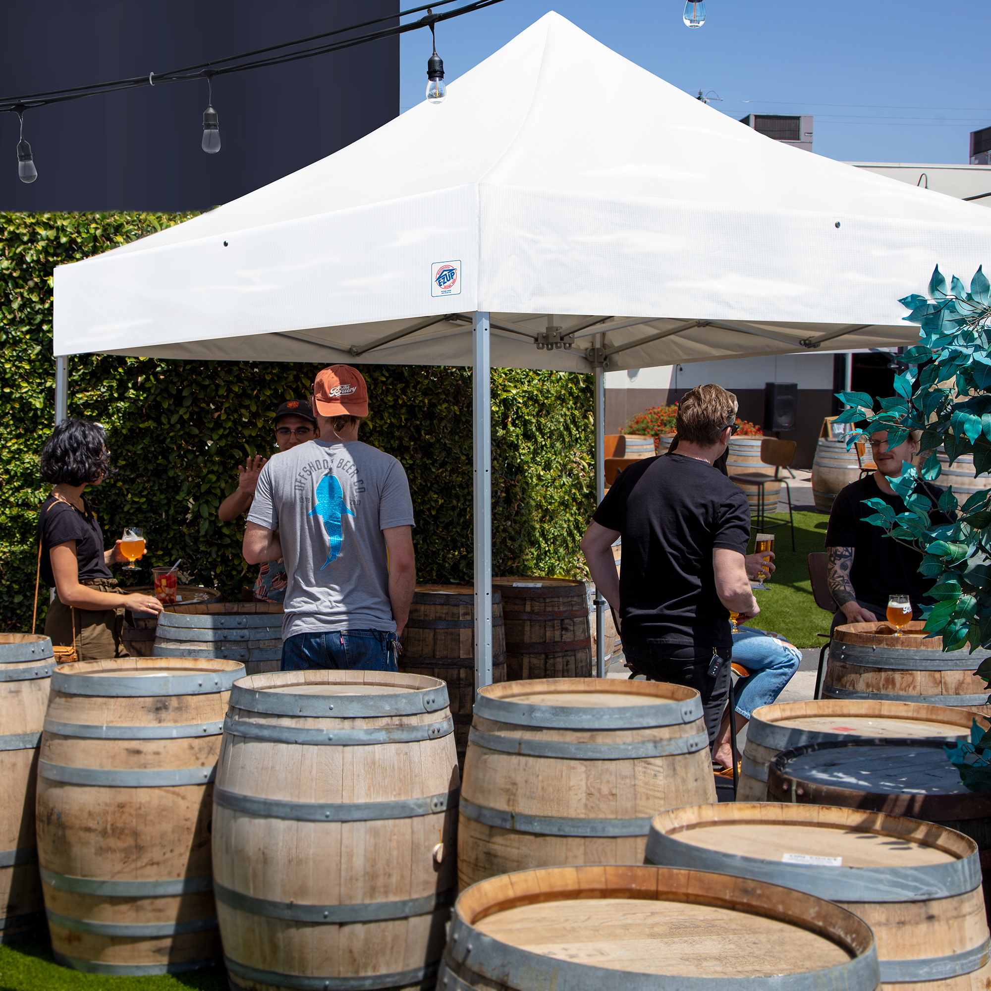 Endeavor ™ Vinyl Top - 10' x 10' - Publicité Vision-Air